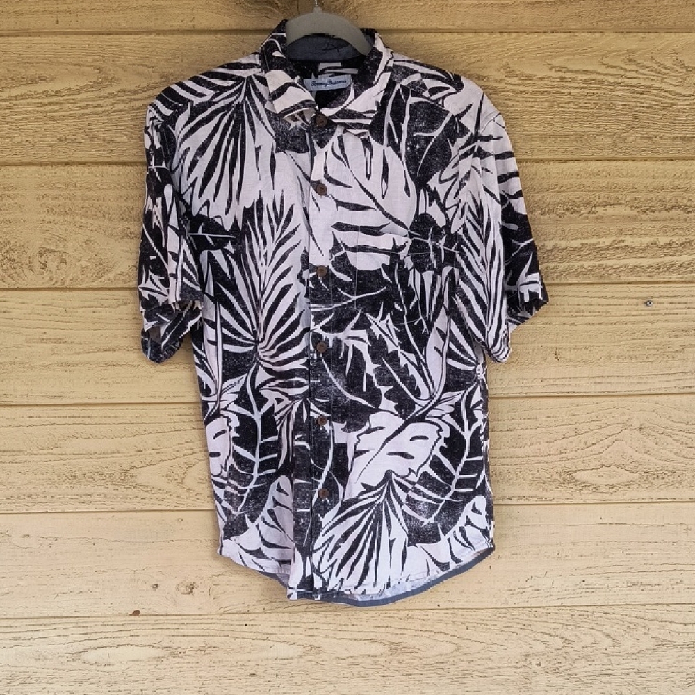Tommy Bahama Costa Blanca Black and White Hawaiian Camp Shirrt